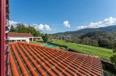 Quinta T5 para Venda em Covas