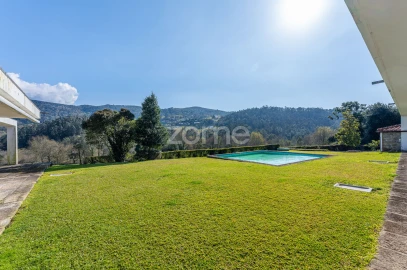 Quinta T5 para Venda em Covas