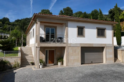 Moradia T4 para Venda em Távora (Santa Maria e São Vicente)
