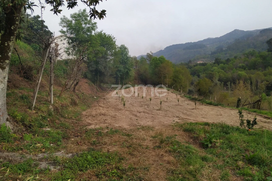 Moradia T2 para Venda em Gondoriz Foto 8