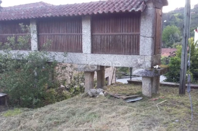 Moradia T2 para Venda em Gondoriz