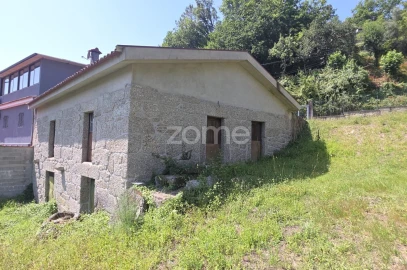 Moradia T2 para Venda em Gondoriz