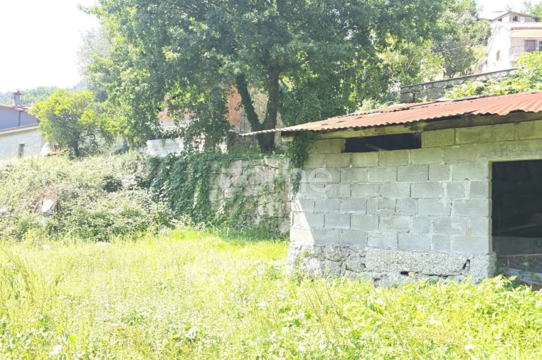 Moradia T2 para Venda em Gondoriz Foto 10