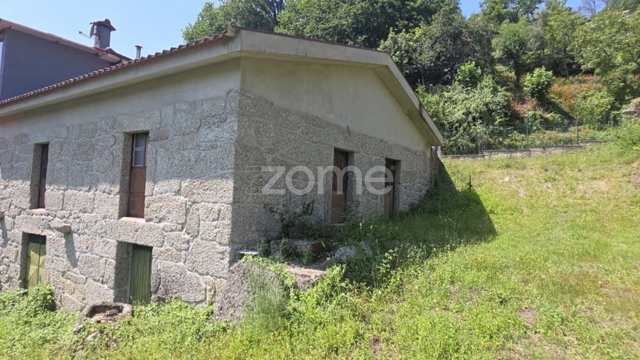 Moradia T2 para Venda em Gondoriz