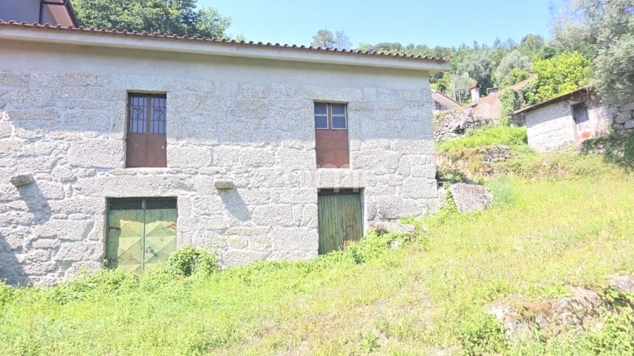 Moradia T2 para Venda em Gondoriz