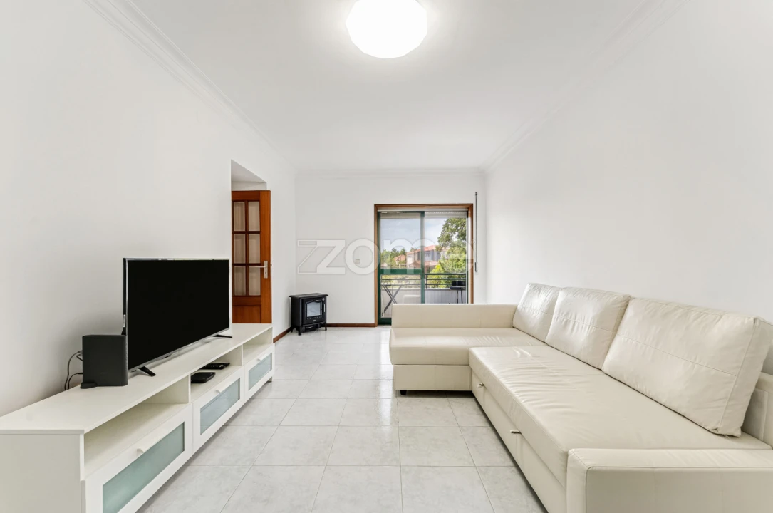 Apartamento T1 para Venda em Fânzeres e São Pedro da Cova Foto 1