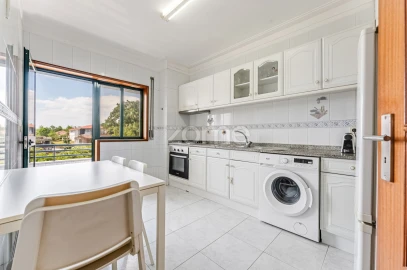 Apartamento T1 para Venda em Fânzeres e São Pedro da Cova
