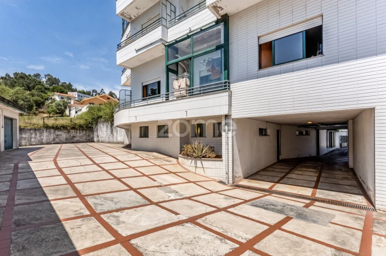 Apartamento T1 para Venda em Fânzeres e São Pedro da Cova Foto 21