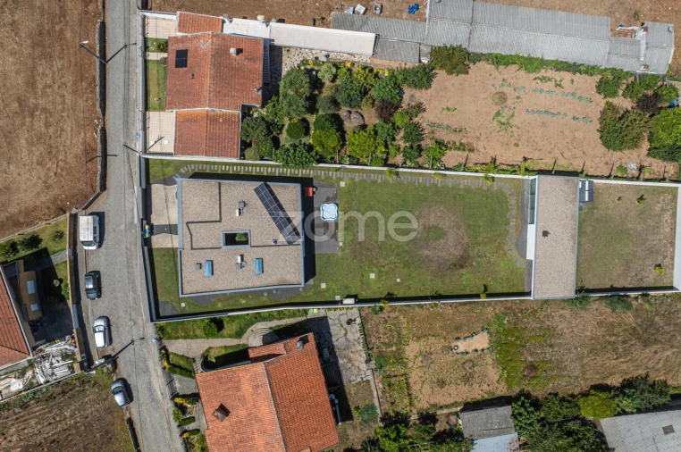Moradia T3 para Venda em Pedroso e Seixezelo Foto 42