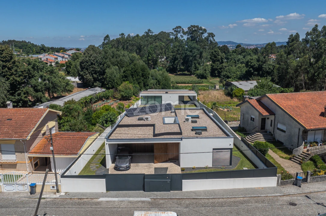 Moradia T3 para Venda em Pedroso e Seixezelo Foto 2