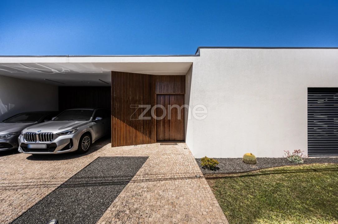 Moradia T3 para Venda em Pedroso e Seixezelo Foto 4