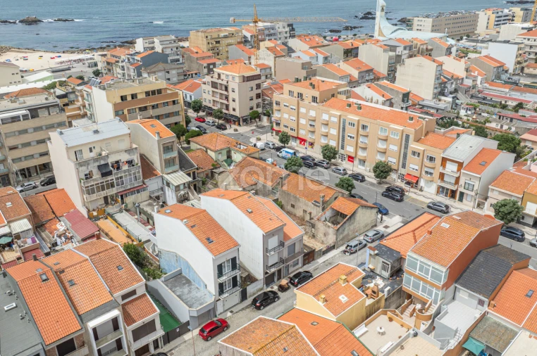 Moradia T8 para Venda em Vila do Conde Foto 13
