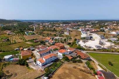 Moradia T4 para Venda em Souto da Carpalhosa e Ortigosa
