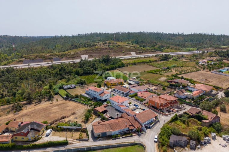Moradia T4 para Venda em Souto da Carpalhosa e Ortigosa Foto 65