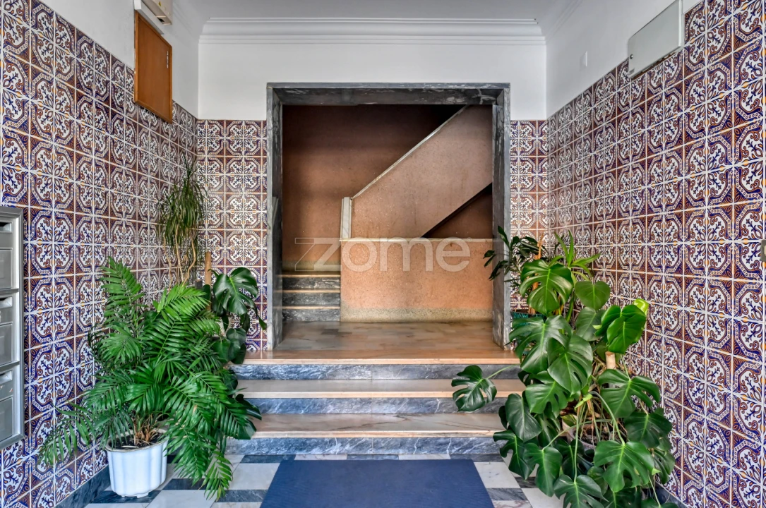 Apartamento T2 para Arrendamento em Mina de Água Foto 15