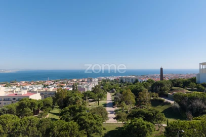 Apartamento T3 para Venda em Oeiras e São Julião da Barra, Paço de Arcos e Caxias