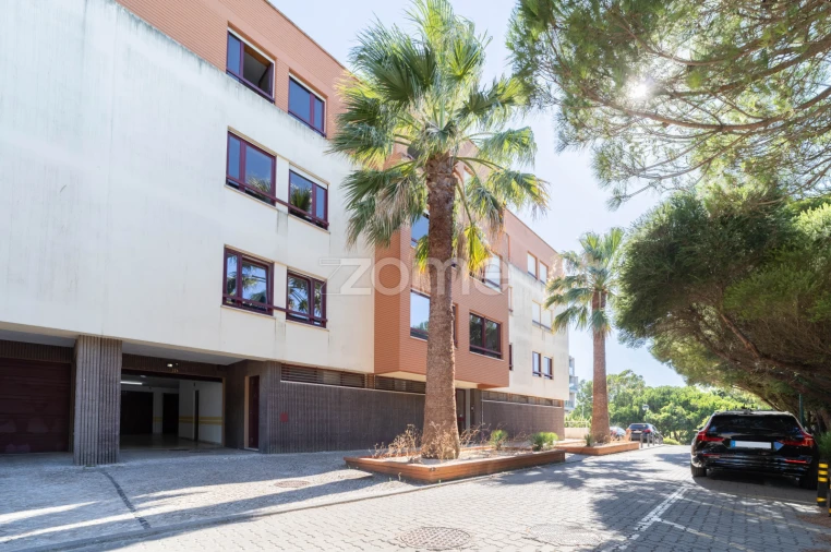 Apartamento T3 para Venda em Oeiras e São Julião da Barra, Paço de Arcos e Caxias Foto 2