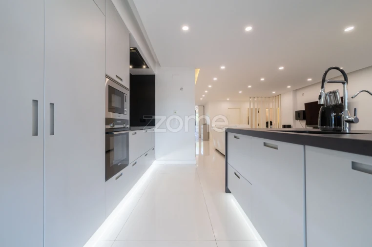 Apartamento T3 para Venda em Oeiras e São Julião da Barra, Paço de Arcos e Caxias Foto 16