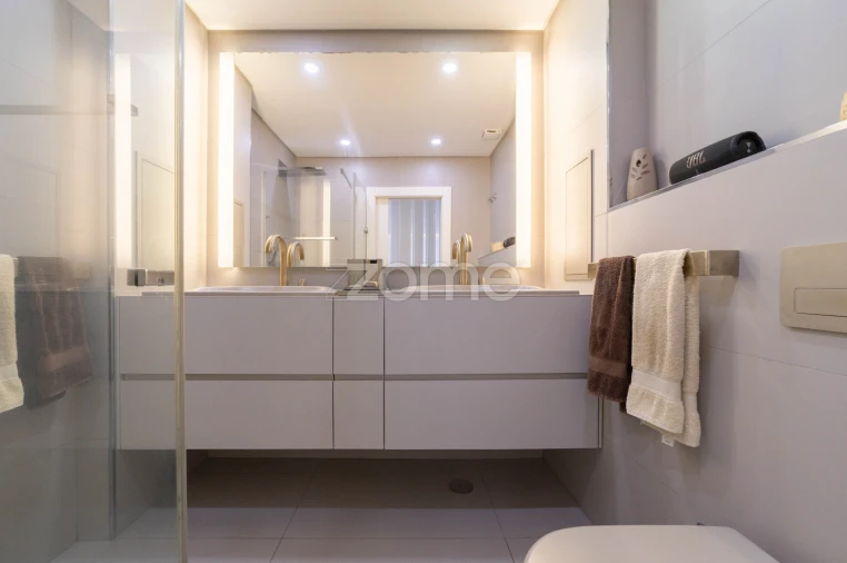 Apartamento T3 para Venda em Oeiras e São Julião da Barra, Paço de Arcos e Caxias Foto 32