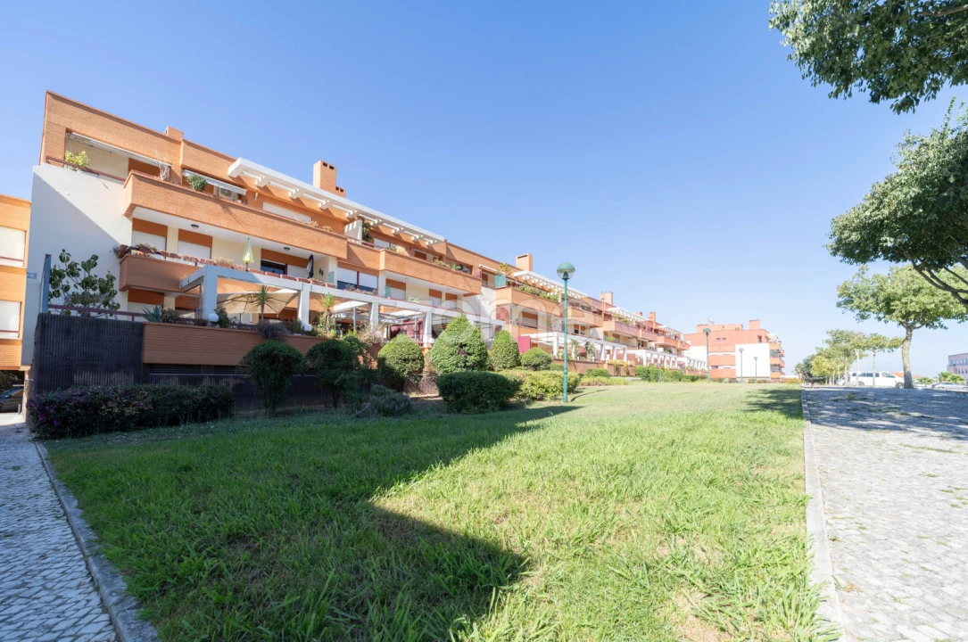 Apartamento T3 para Venda em Oeiras e São Julião da Barra, Paço de Arcos e Caxias Foto 9