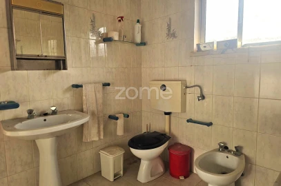 Moradia T3 para Venda em Samuel