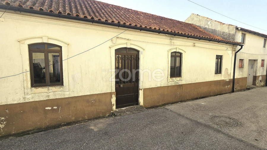 Moradia T3 para Venda em Samuel