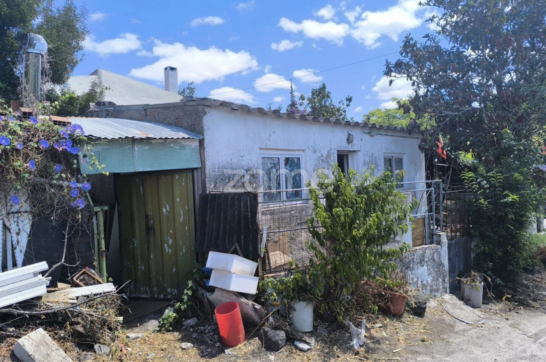 Moradia T1 para Venda em Carnaxide e Queijas Foto 7