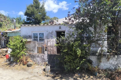 Moradia T1 para Venda em Carnaxide e Queijas
