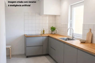 Moradia T1 para Venda em Carnaxide e Queijas