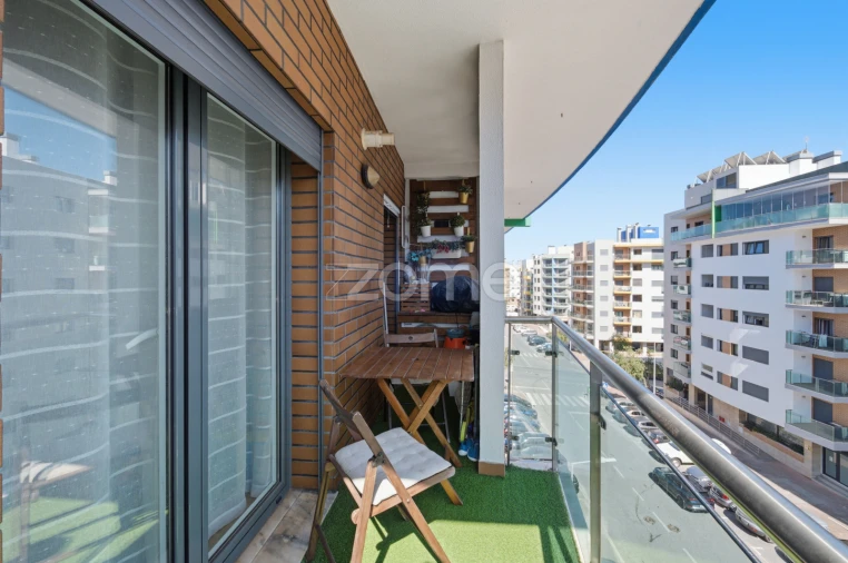 Apartamento T2 para Venda em Ramada e Caneças Foto 12