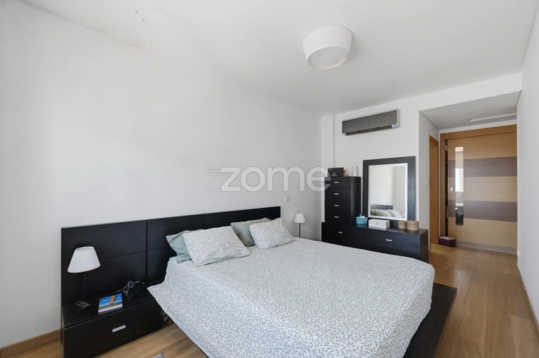 Apartamento T2 para Venda em Ramada e Caneças Foto 23