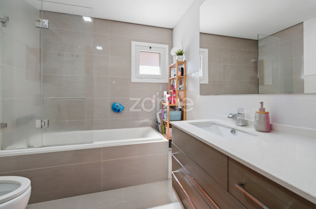 Apartamento T2 para Venda em Ramada e Caneças Foto 25