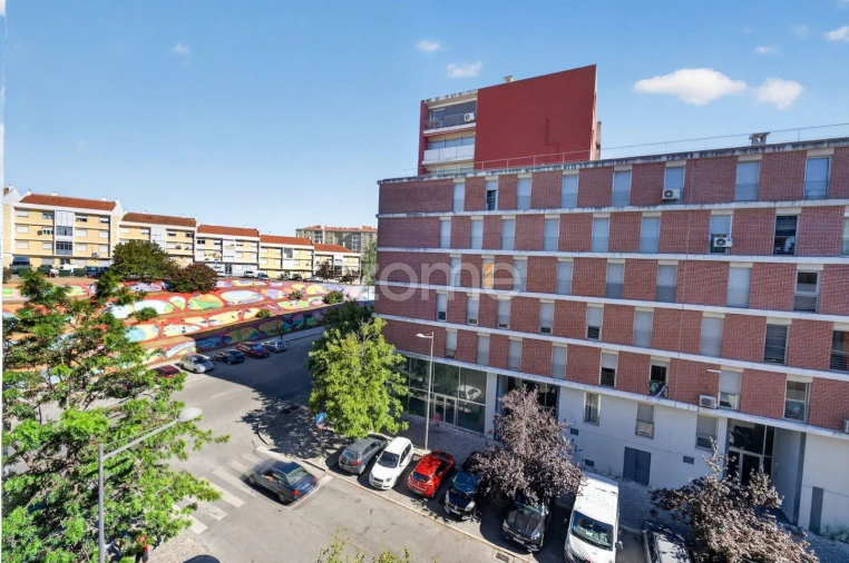 Apartamento T2 para Arrendamento em Lumiar Foto 30