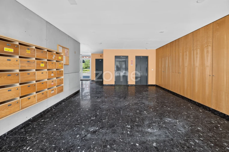 Apartamento T2 para Arrendamento em Lumiar Foto 27