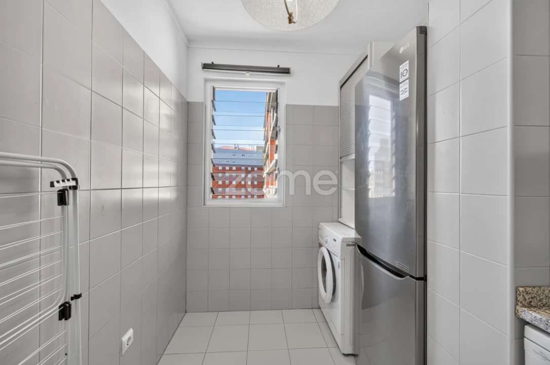 Apartamento T2 para Arrendamento em Lumiar Foto 13