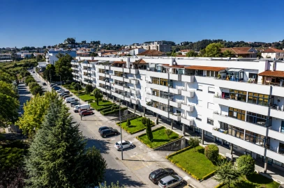 Apartamento T3 para Venda em Vila Cova da Lixa e Borba de Godim