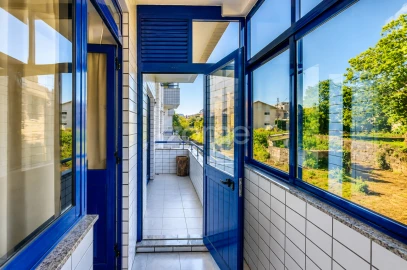 Apartamento T3 para Venda em Vila Cova da Lixa e Borba de Godim