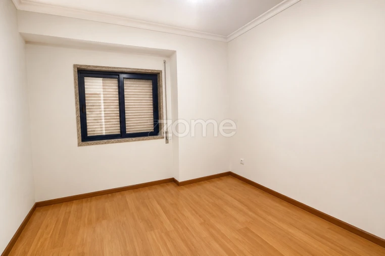 Apartamento T3 para Venda em Vila Cova da Lixa e Borba de Godim Foto 8