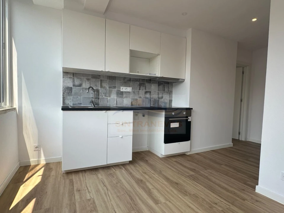 Apartamento T2 para Venda em Águas Livres Foto 4