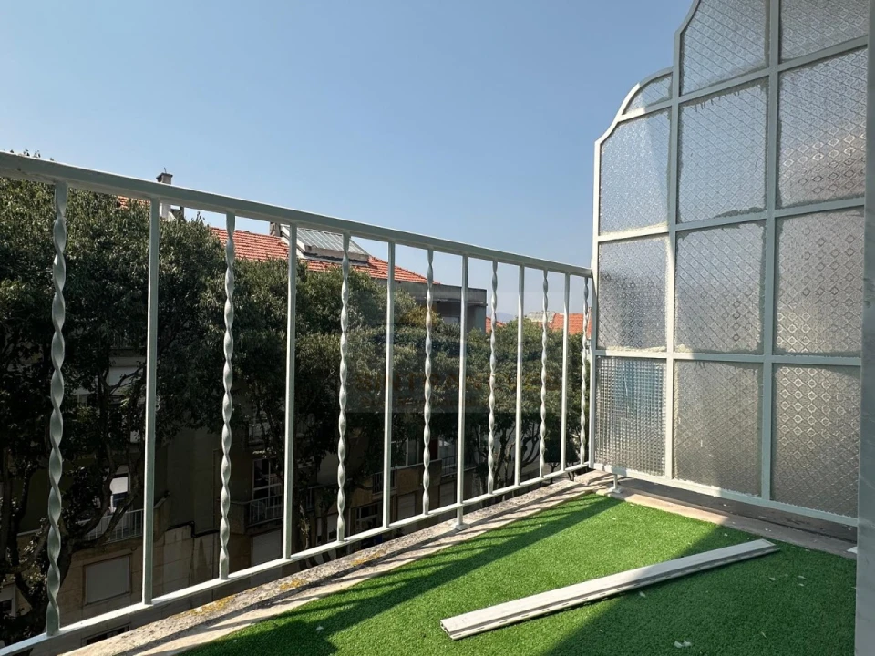 Apartamento T2 para Venda em Águas Livres Foto 11