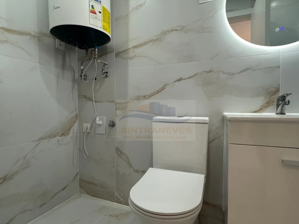 Apartamento T2 para Venda em Águas Livres Foto 16