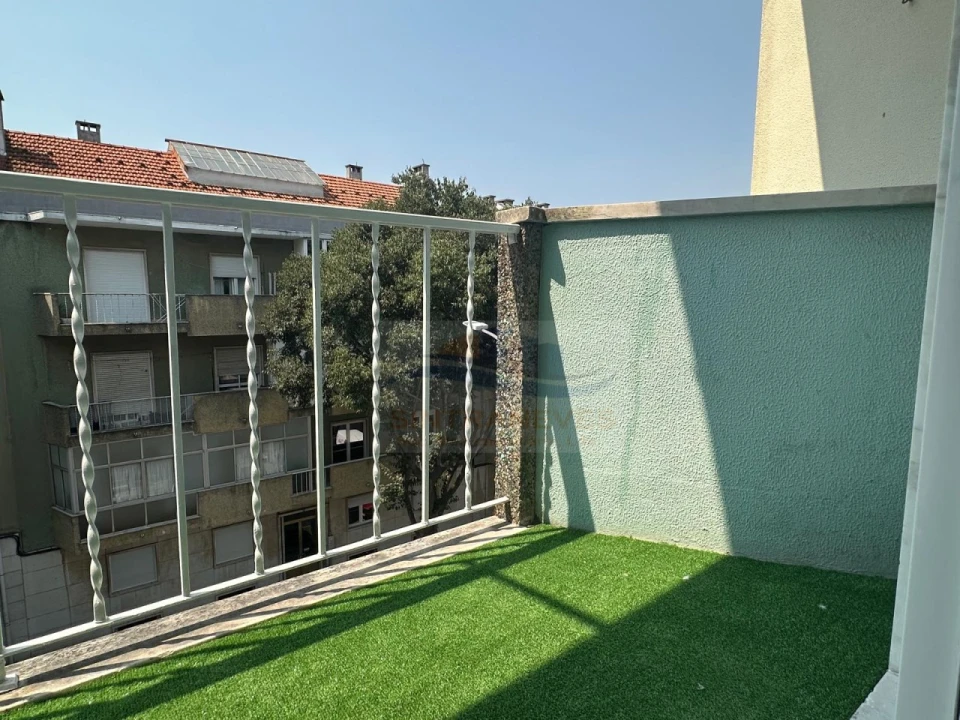 Apartamento T2 para Venda em Águas Livres Foto 25