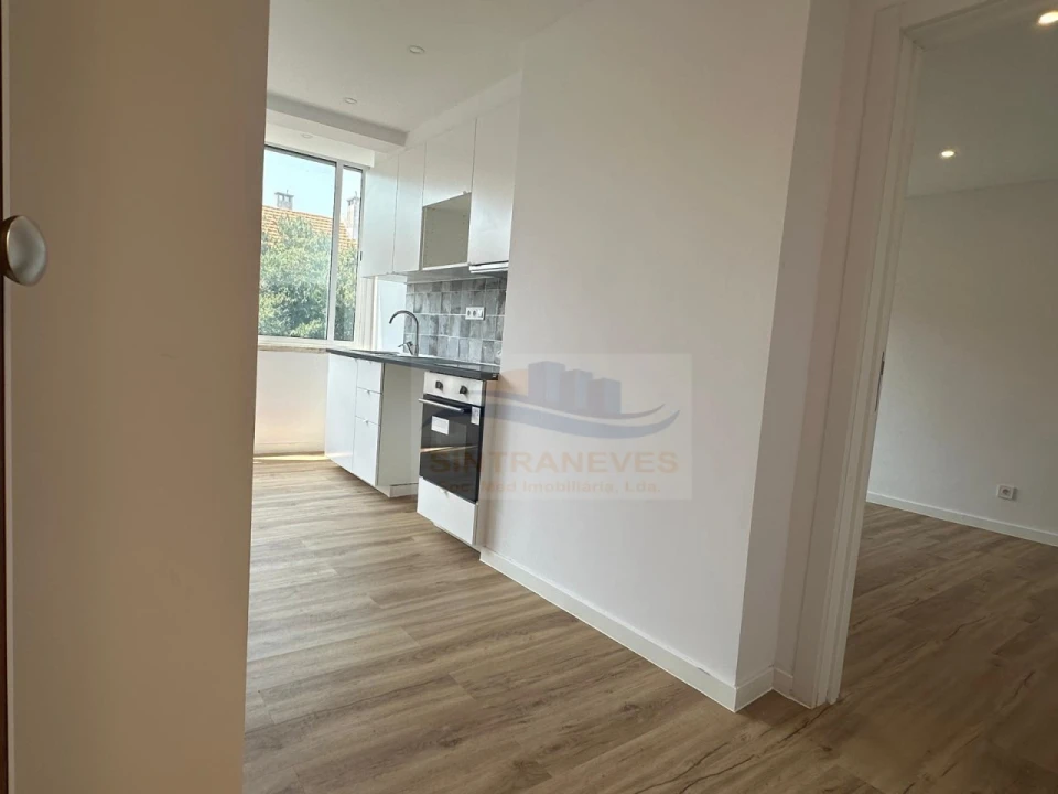 Apartamento T2 para Venda em Águas Livres Foto 27