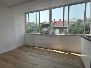 Apartamento T2 para Venda em Águas Livres