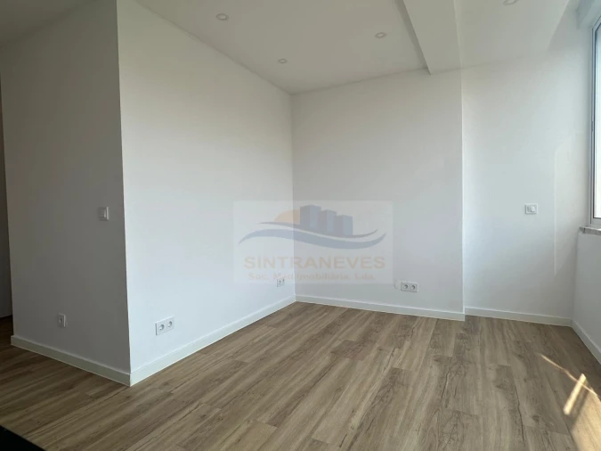Apartamento T2 para Venda em Águas Livres Foto 8