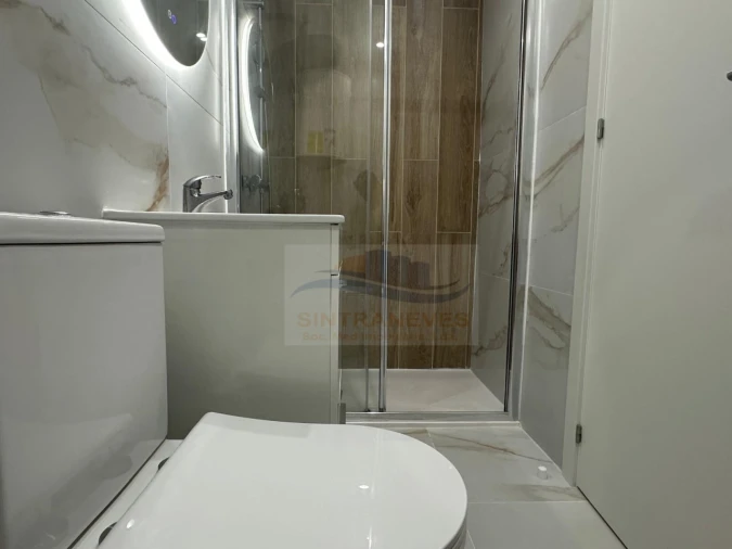 Apartamento T2 para Venda em Águas Livres Foto 19