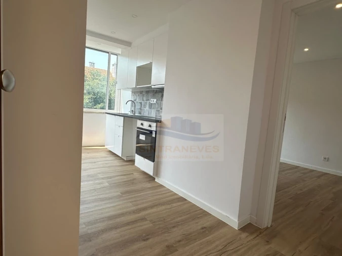 Apartamento T2 para Venda em Águas Livres Foto 27