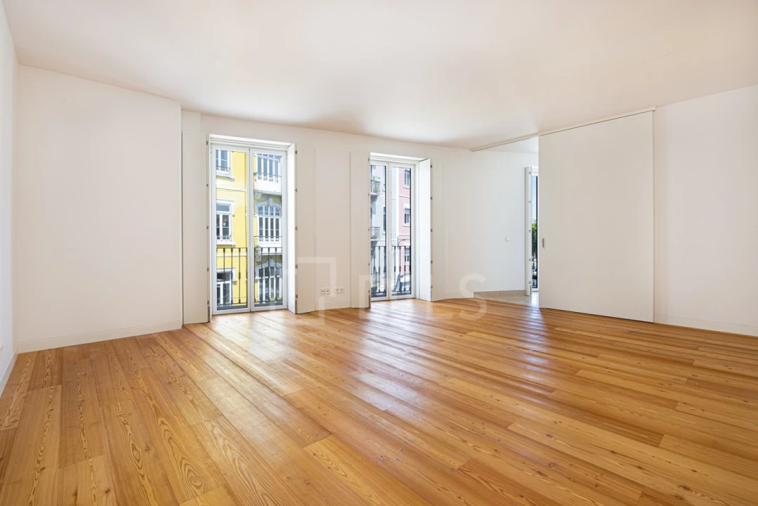 Apartamento T2 para Arrendamento em São Vicente Foto 3
