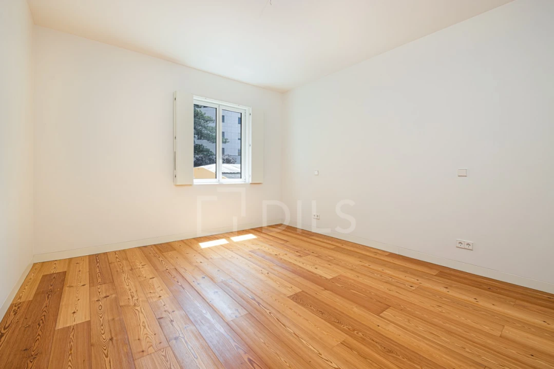 Apartamento T2 para Arrendamento em São Vicente Foto 10