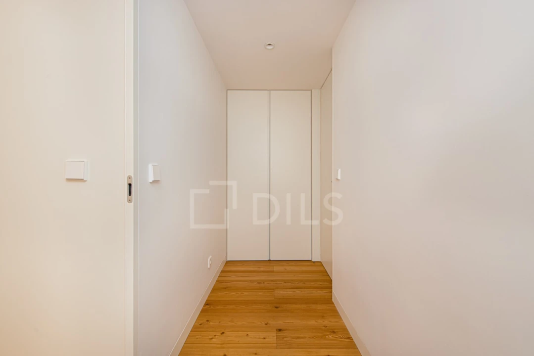 Apartamento T2 para Arrendamento em São Vicente Foto 19